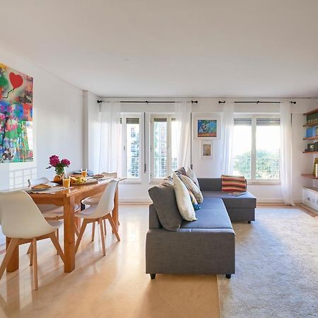 Modern Apartment With Swiming Pool & Garage - Lisboa Eksteriør billede