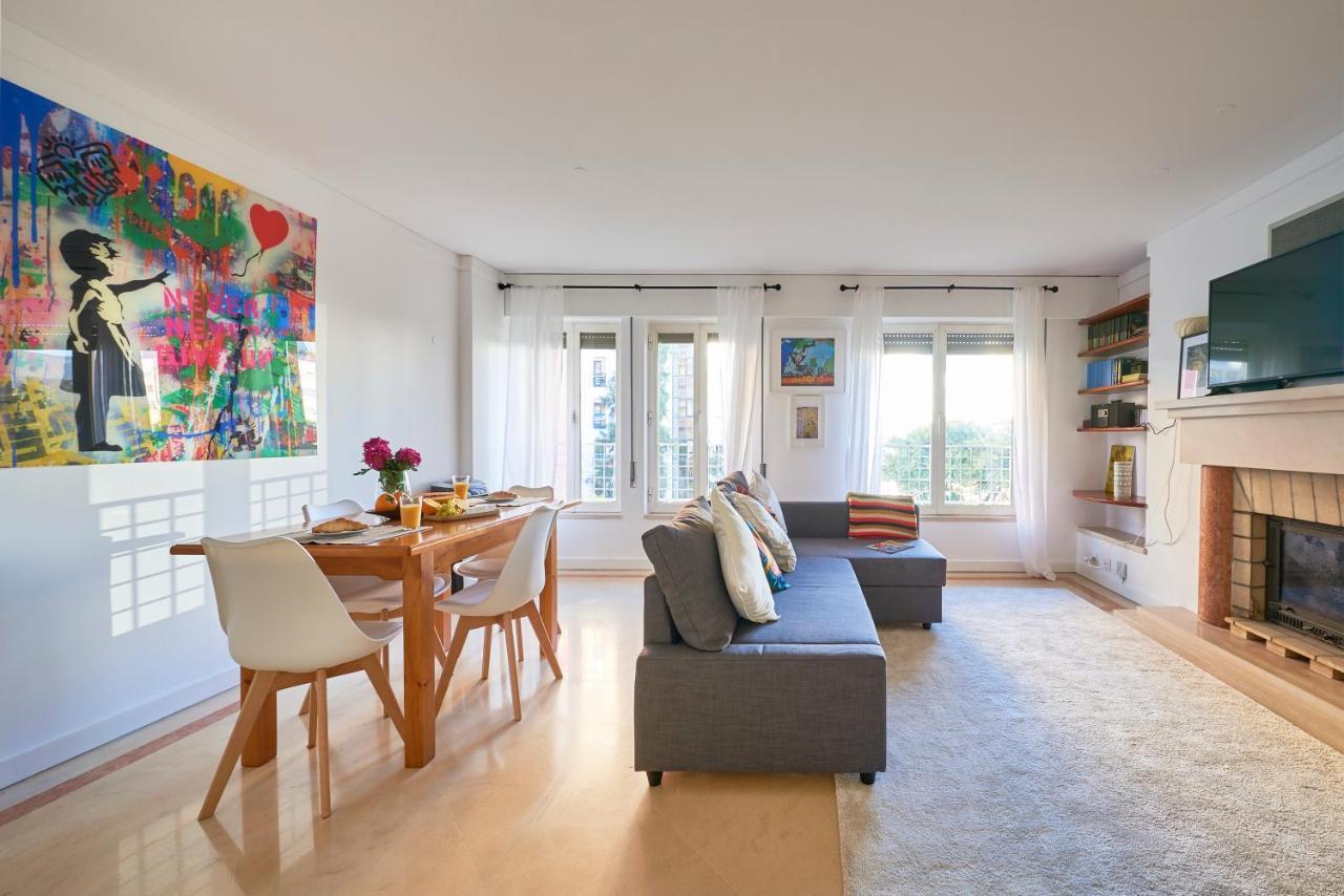 Modern Apartment With Swiming Pool & Garage - Lisboa Eksteriør billede