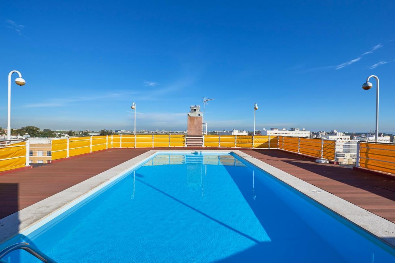 Modern Apartment With Swiming Pool & Garage - Lisboa Eksteriør billede